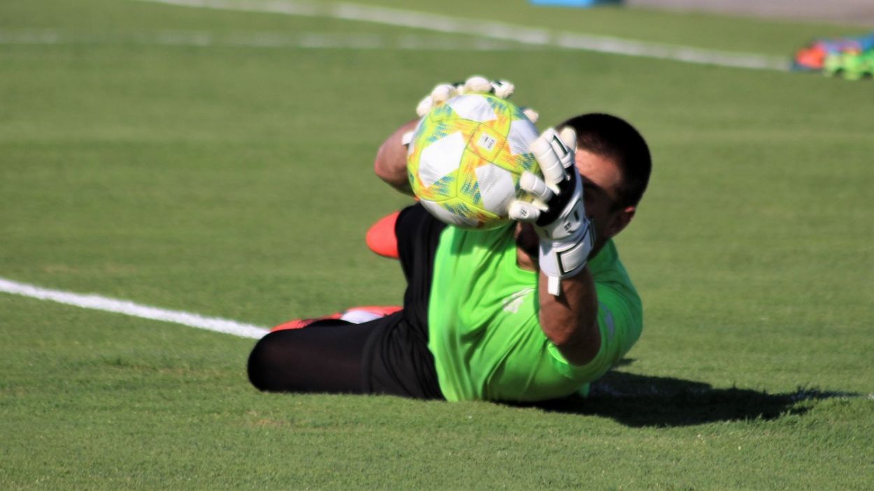 El Cornellà, de Ramon Juan, s'enfrontarà amb l'Atlètic Balears a la segona ronda d'ascens
