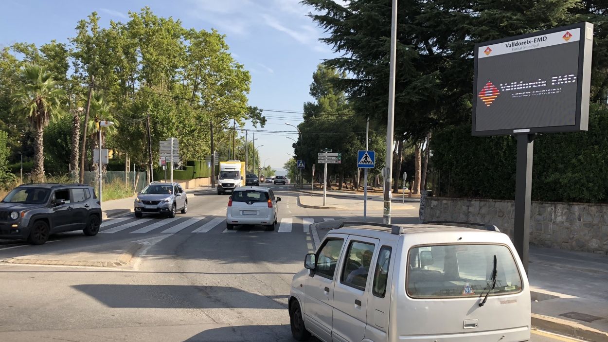 L'EMD de Valldoreix instal·la una pantalla LED per informar de les novetats a la vila
