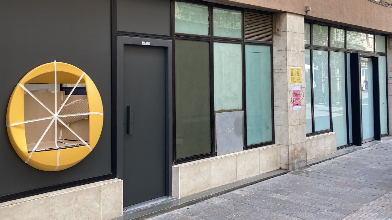 L'Ajuntament aconsegueix mantenir el caixer automàtic de l'avinguda de Cerdanyola