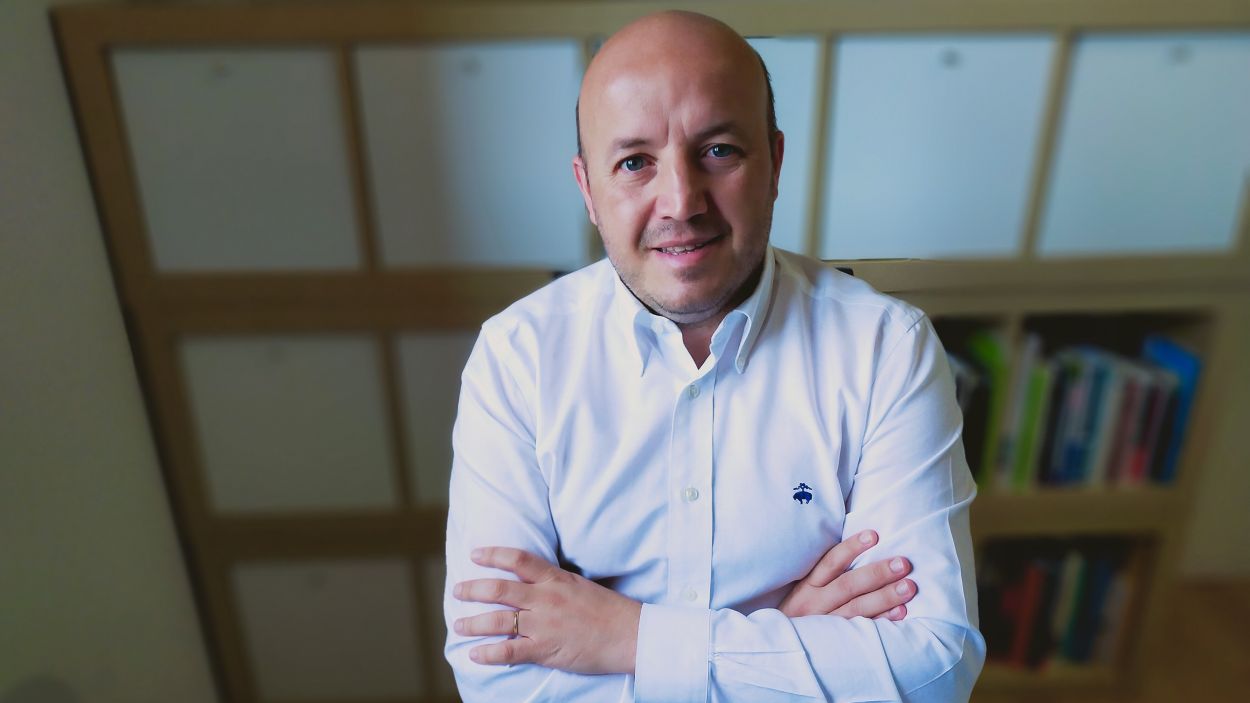 Miquel Àngel Comas (pedagog): 'Tenim tres bretxes al davant: social, pedagògica i digital'