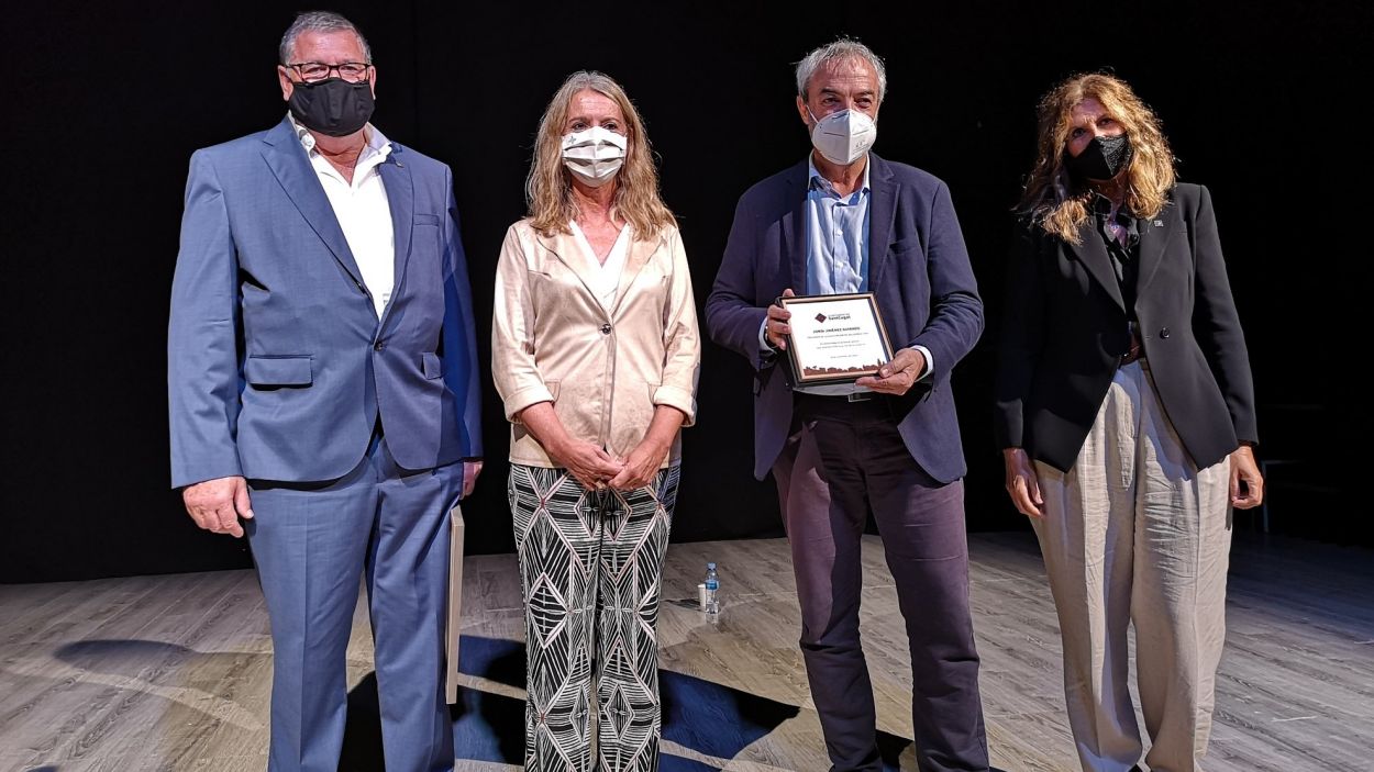 Dr. Jiménez (pregoner de la Festa Major de Valldoreix): 'Hem de viure de forma valenta i segura'