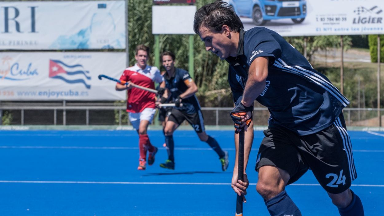 El Junior masculí planta cara davant el totpoderós Atlètic Terrassa, però acaba perdent