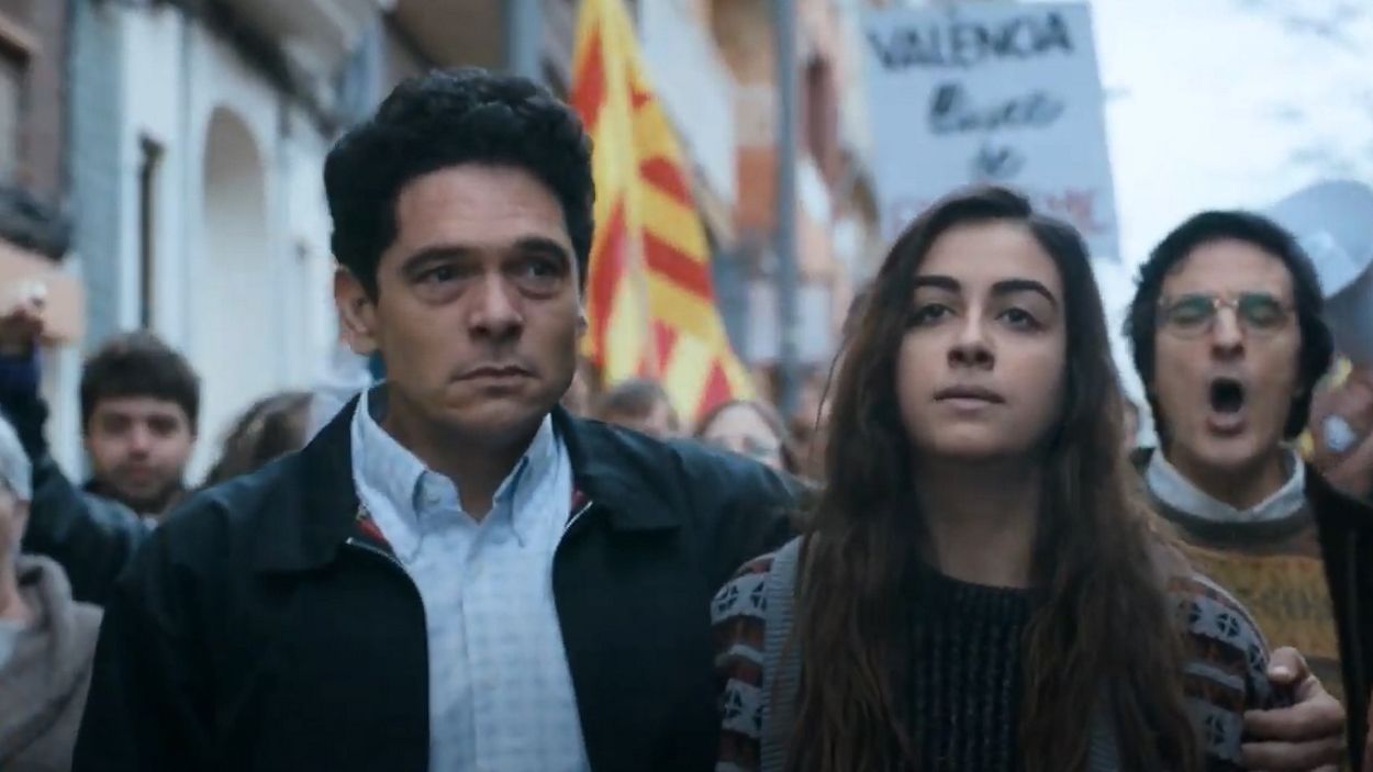 Entitats independentistes commemoren l'1-O a Sant Cugat amb la projecció de 'La mort de Guillem'