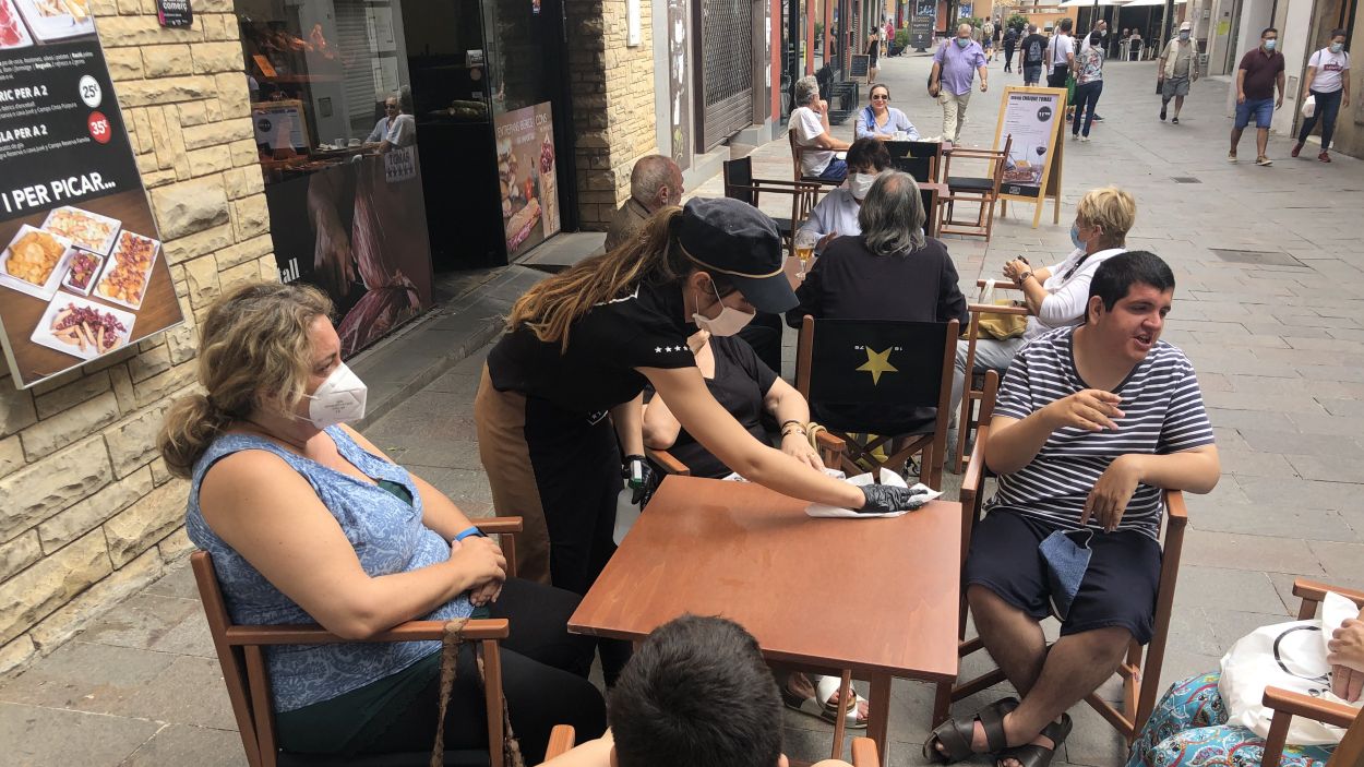 Primera baixada de l'atur a Sant Cugat des del gener