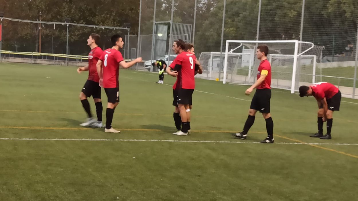 El SantCu suma el primer triomf amb un Jordi Ranera estel·lar que fa estralls la defensa del Llefià