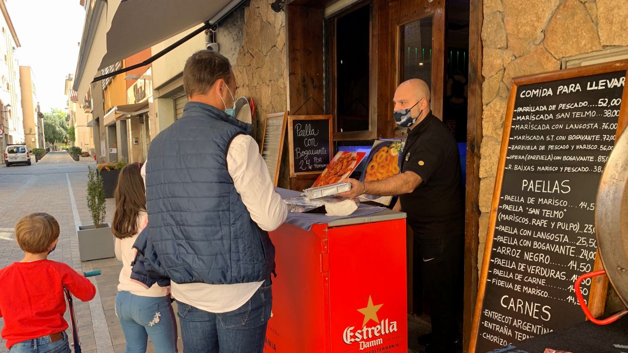 La restauració i l'oci nocturn de Sant Cugat proposen la creació d'una plataforma 'delivery'