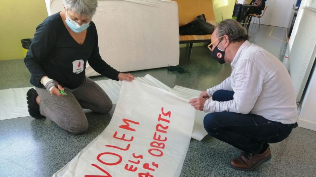 Alt: [Crònica] Solidaritat veïnal, greuges històrics i desconfiança