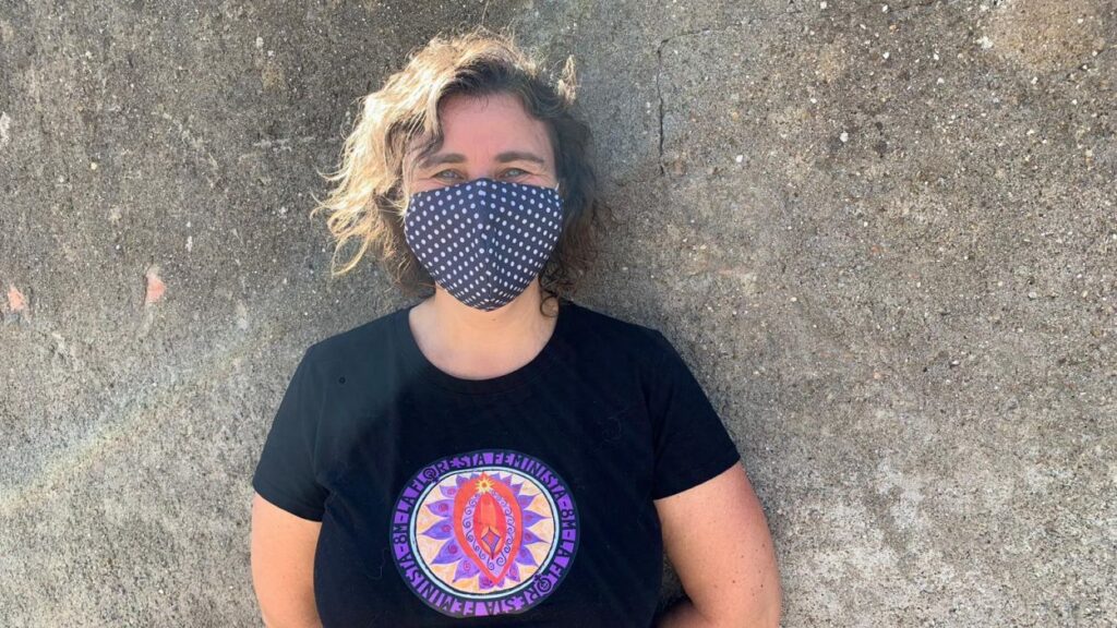 Alt: Sílvia Llombart: 