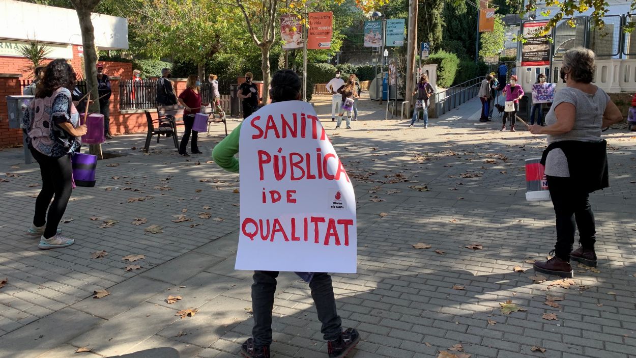 Els veïns de la Floresta que ocupen el consultori organitzen actes reivindicatius durant el cap de setmana