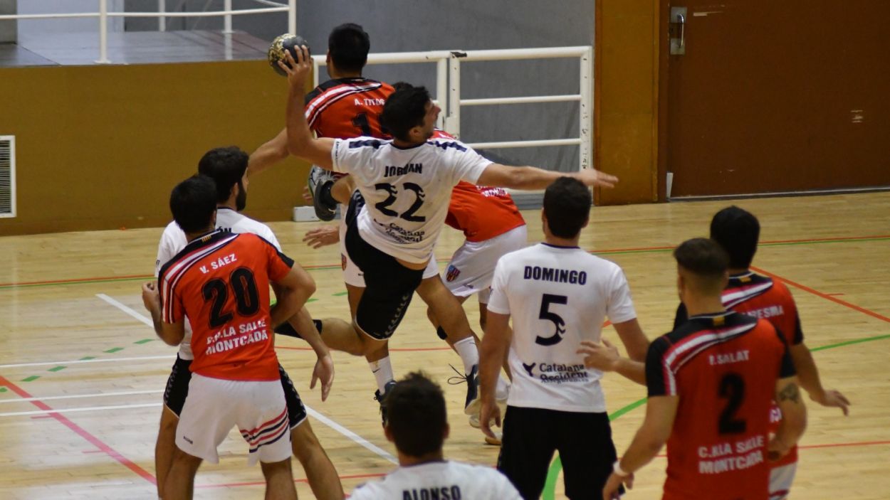 Marc Jordán, líder ofensiu de l'Handbol Sant Cugat i màxim golejador del grup