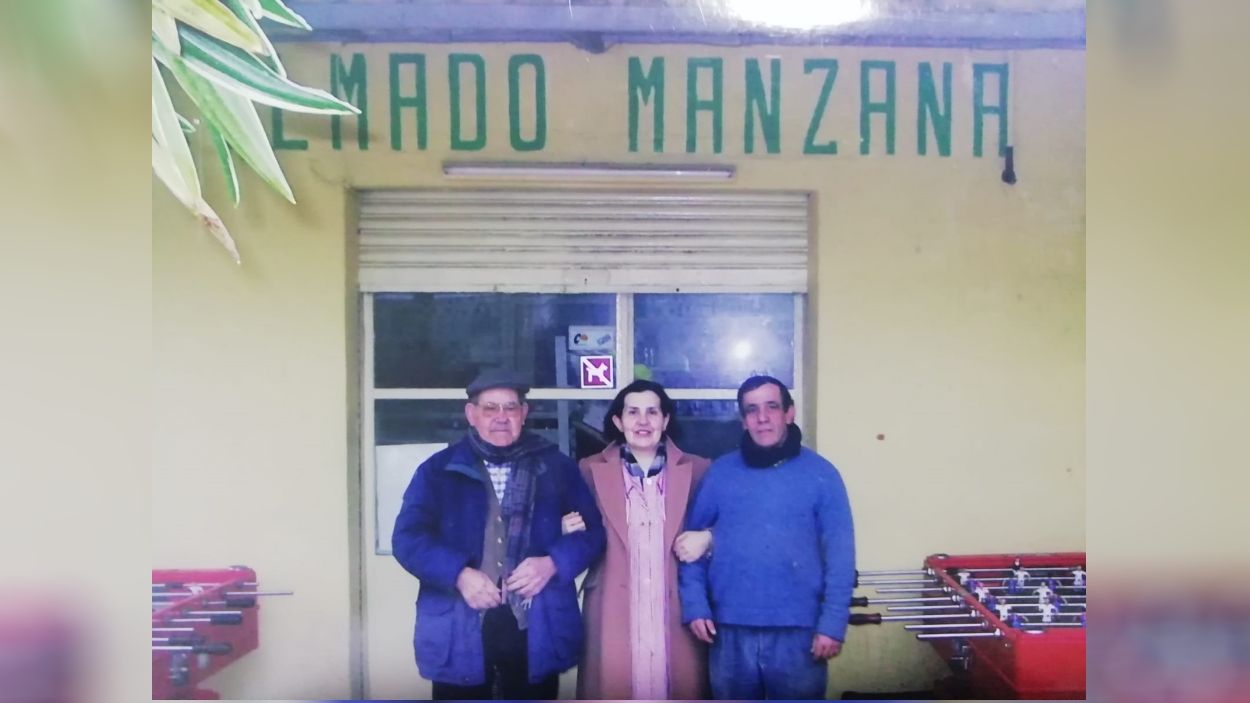 Tanca el Bar Manzana: 60 anys alimentant Mira-sol