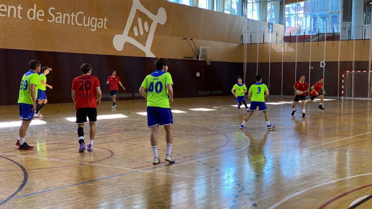 L'Handbol Sant Cugat visita la pista del Terrassa, invicte com a local