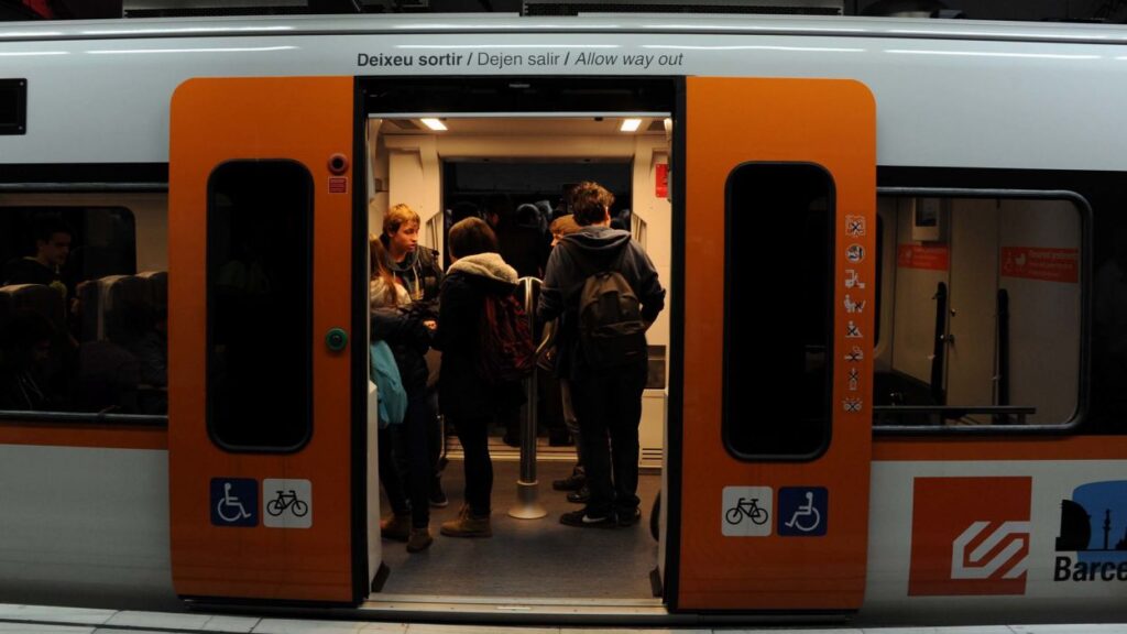 Alt: FGC modifica els horaris durant aquest mes d'agost