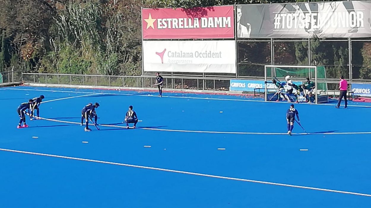 L'equip masculí del Junior s'enfronta amb el 'matagegants' de la lliga, el Club de Campo