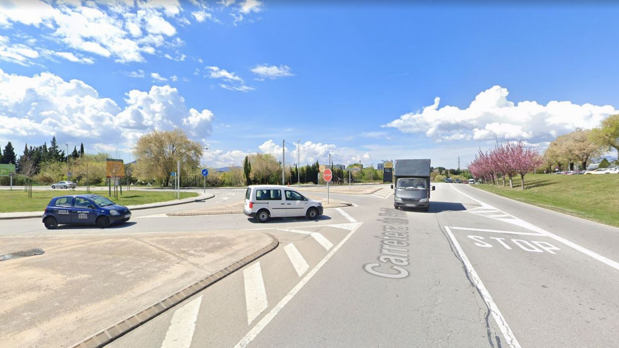 Atropellament amb una ferida greu a la carretera de Rubí