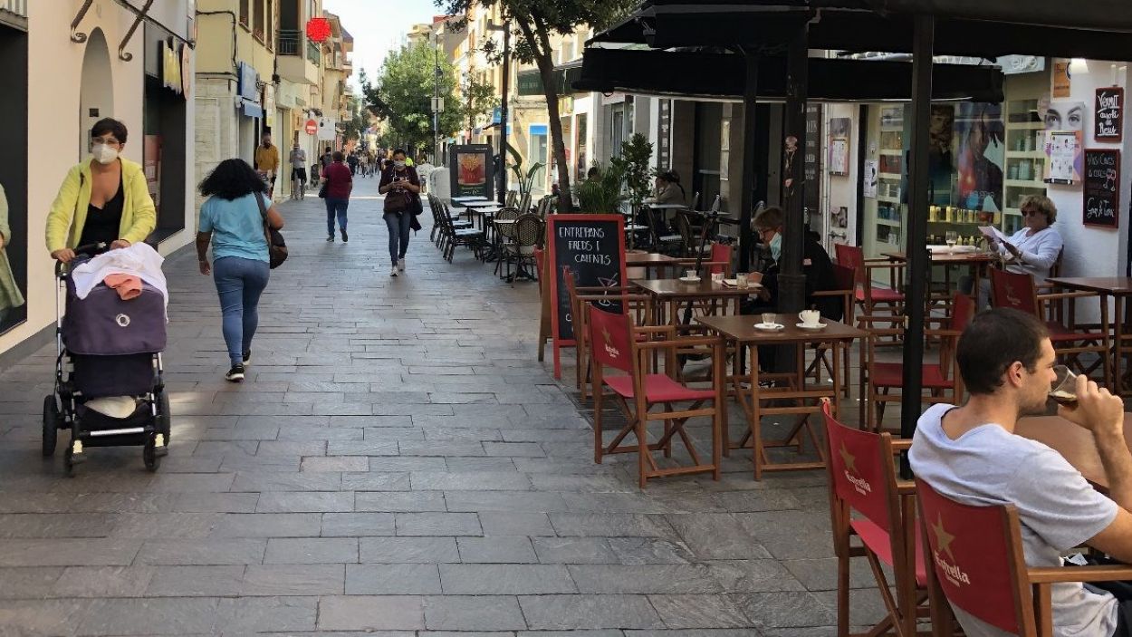 La restauració podrà obrir des de les 6 del matí i s'ampliaran aforaments als comerços, la universitat i la cultura, a partir del 24 de maig