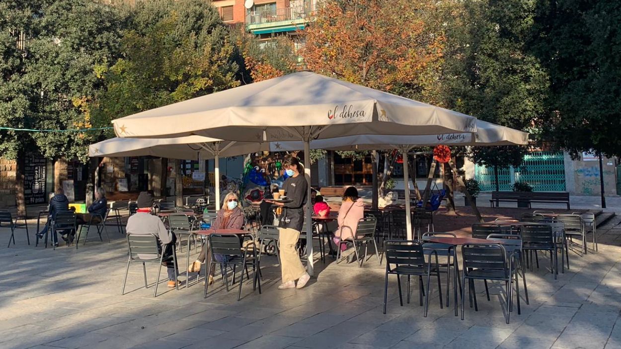 Els bars i restaurants agafen aire amb un horari ampliat ininterromput fins a les 17 h