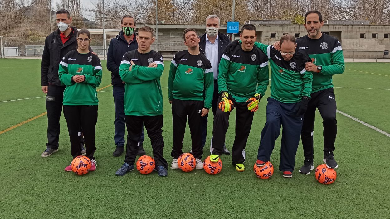 El CFU Mira-sol Baco presenta el seu equip de persones amb diversitat funcional