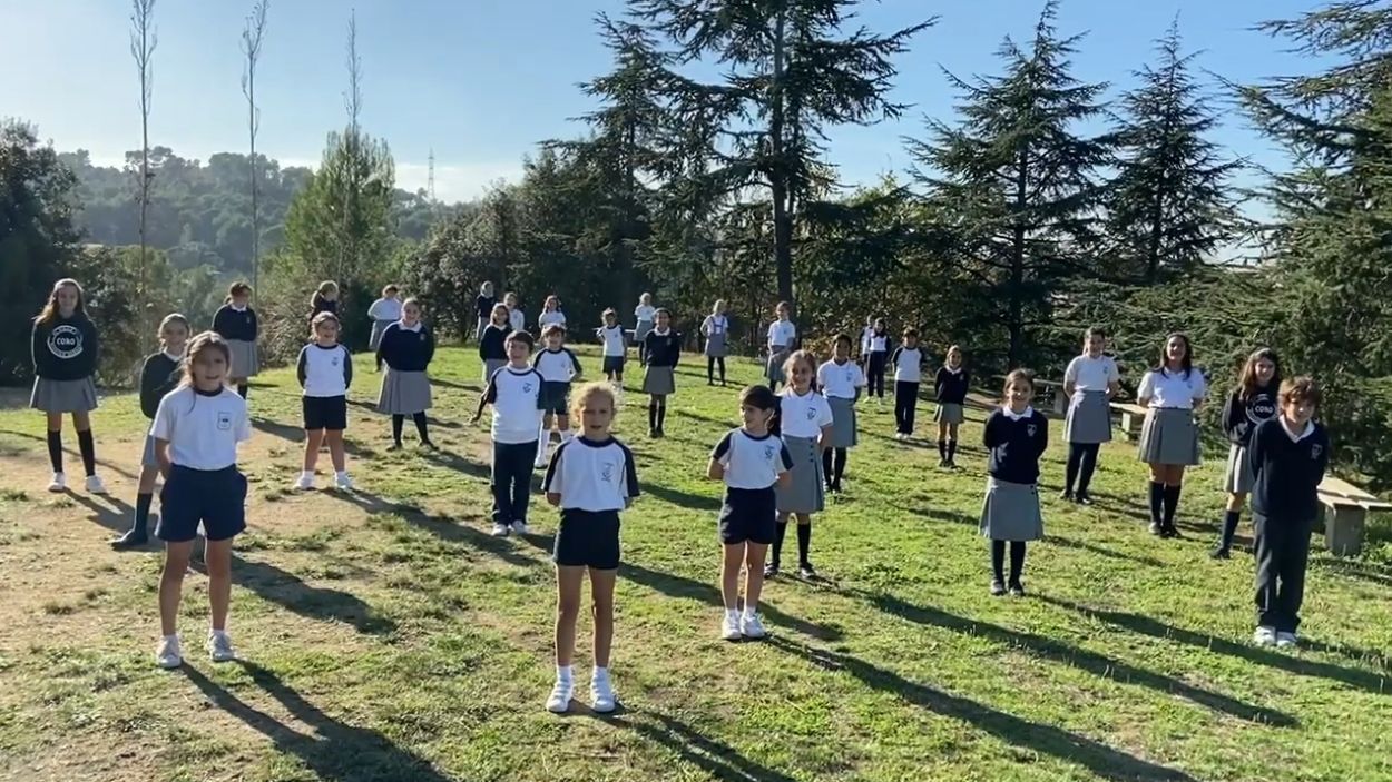 El Cor de l'escola El Pinar participa un any més al concurs de nadales de Cadena 100