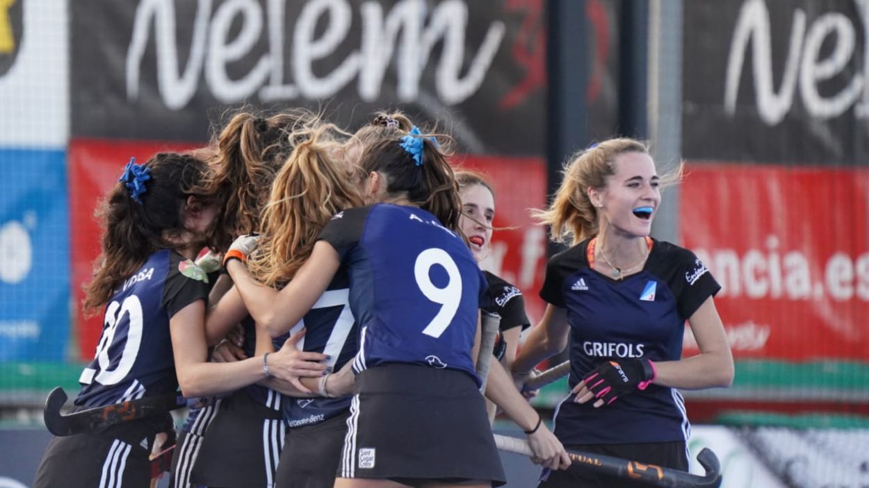 El Junior femení supera la Complutense i accedeix a les semifinals de la Copa de la Reina