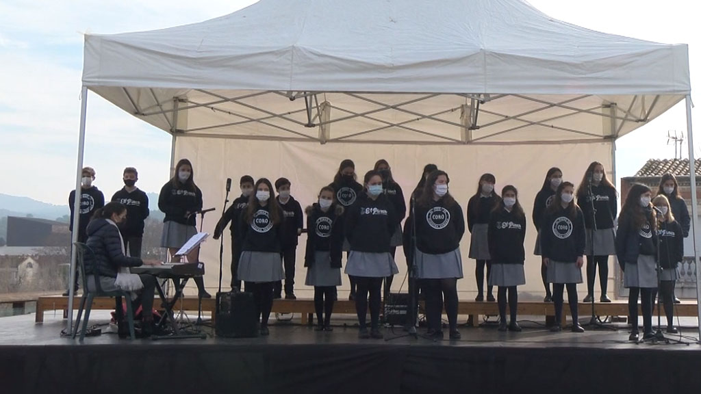 Nadales al carrer: Cor de Secundària de l'Escola El Pinar