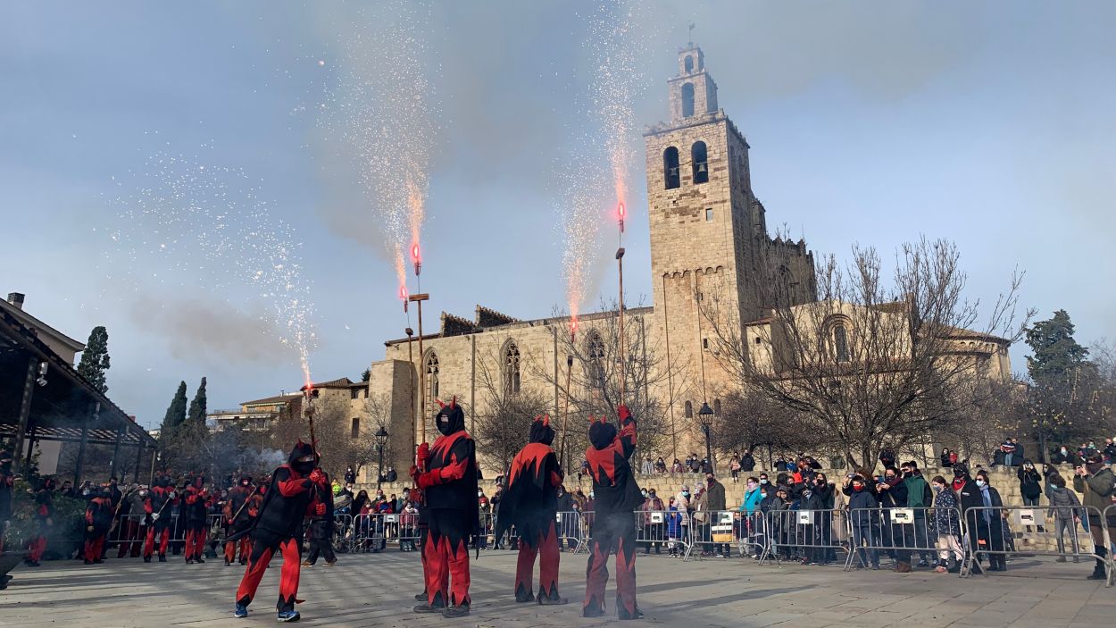 Arriba el foc a Sant Cugat amb la trobada de bèsties