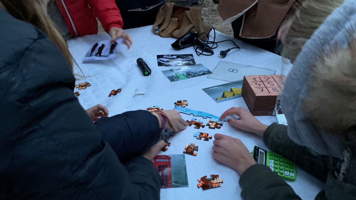 Un Escape Room posa a prova la destresa dels santcugatencs per resoldre misteris