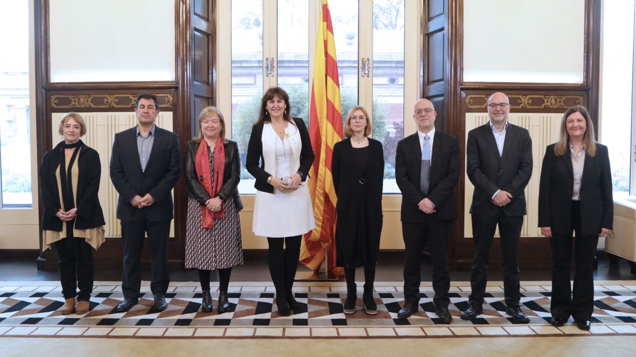 20220316-ccma-possessio-rosa-roma-angels-ponsa-a-frances-xavier-subias-salvo-parlament-de-catalunya.jpg