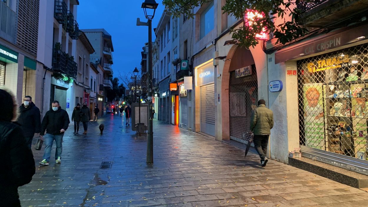 L'Ajuntament destina 400.000 euros als comerços afectats pel tancament de l'últim trimestre de 2020