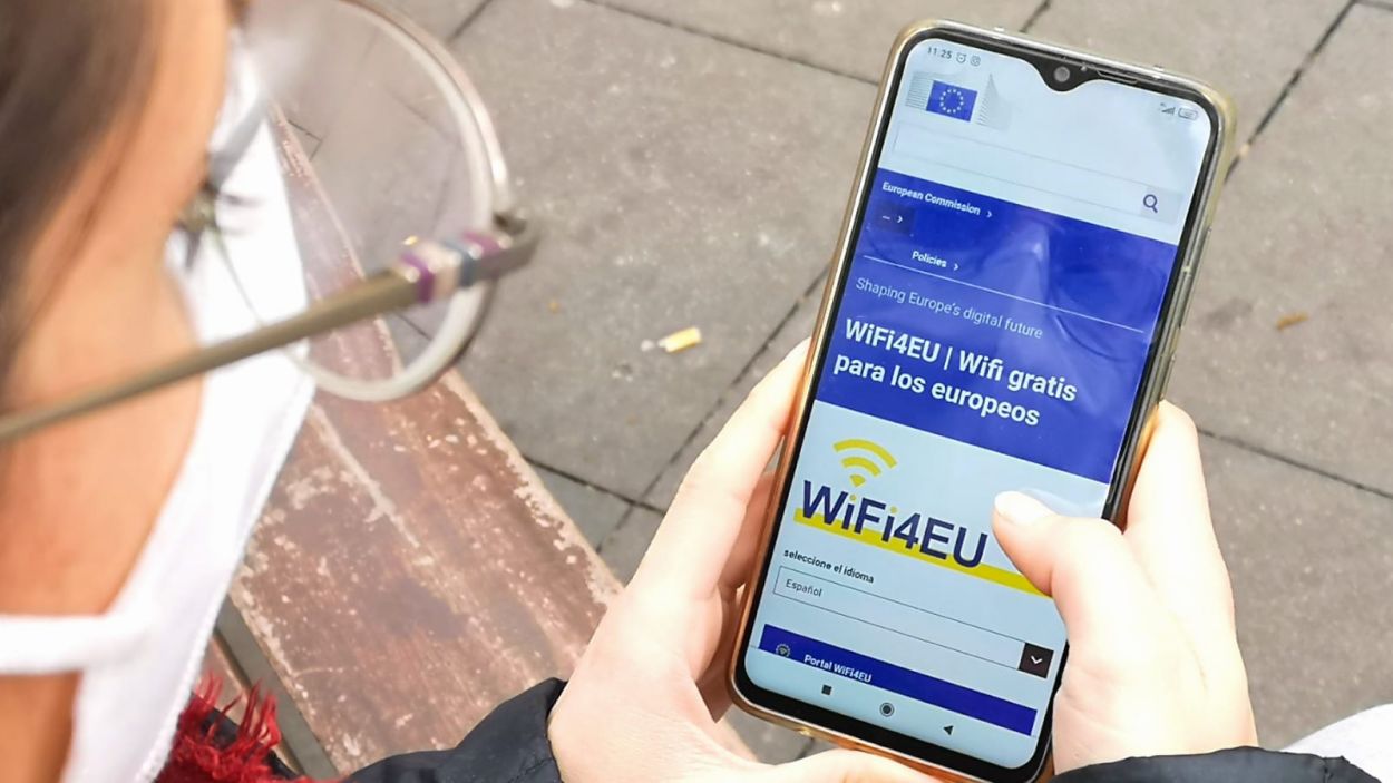 Sant Cugat habilita nou punts d'accés gratuït a Internet en espais públics