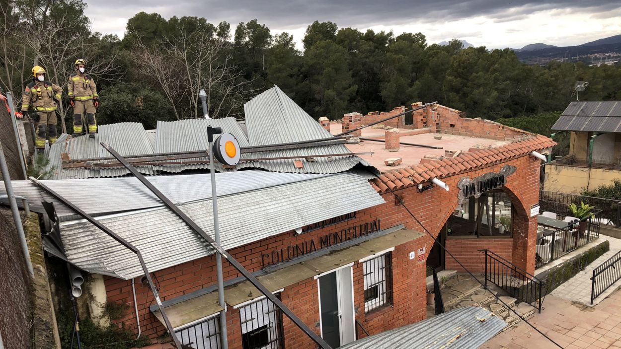 Més d'una vintena d'incidències a Sant Cugat a causa de la ventada d'aquest divendres