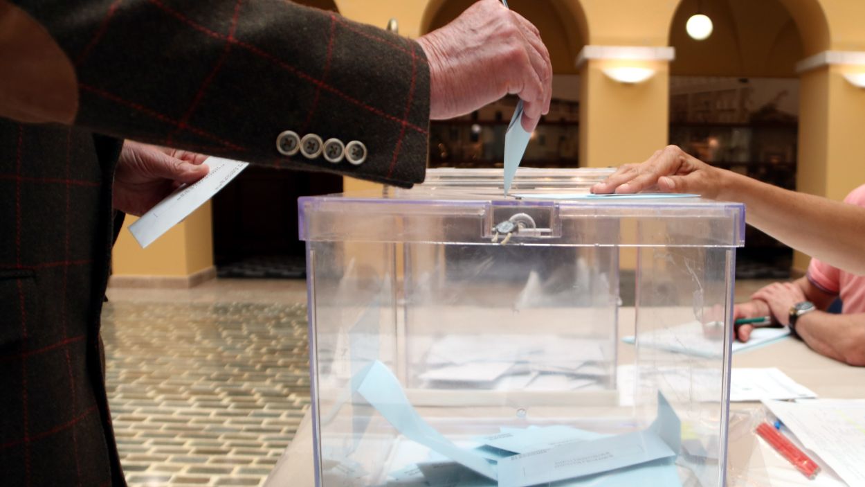 Sant Cugat designa aquest dilluns els membres de les meses electorals del 9-J