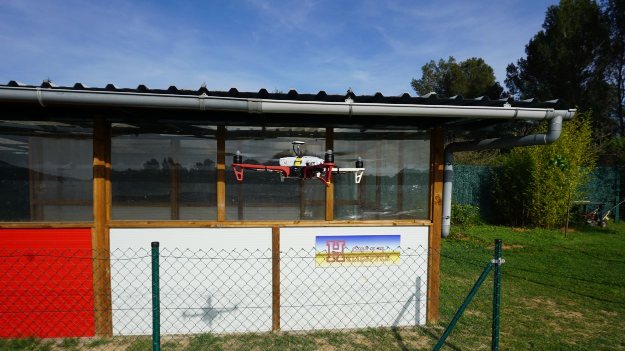 El Club d'Aeromodelisme de Sant Cugat cedeix les seves instal·lacions als pilots de drons del SEM i de la Policia de Sabadell