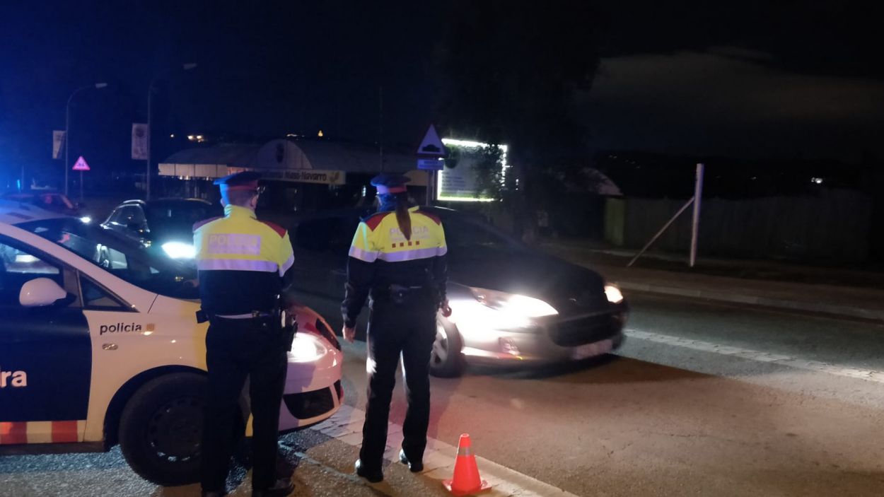 14 denúncies dels Mossos per incompliment de les mesures anti-Covid en l'última setmana amb toc de queda