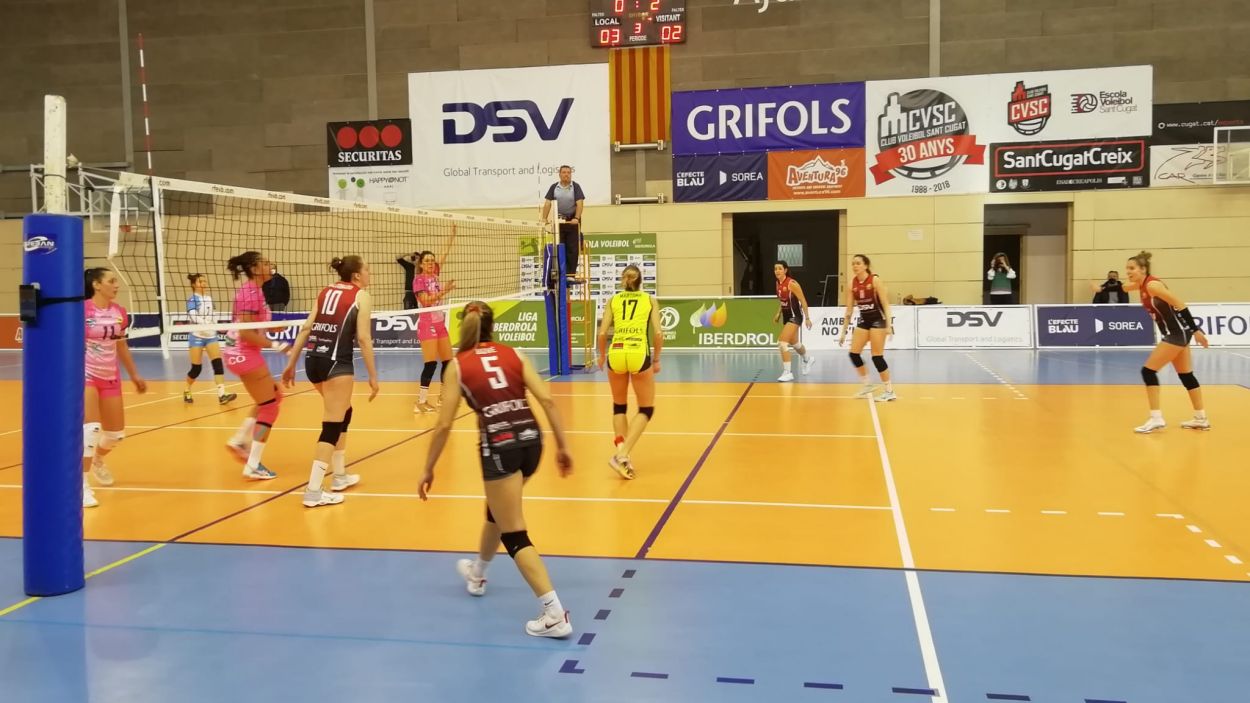 El DSV- Club Volei Sant Cugat planta cara, però es veu superat per un potent Kiele