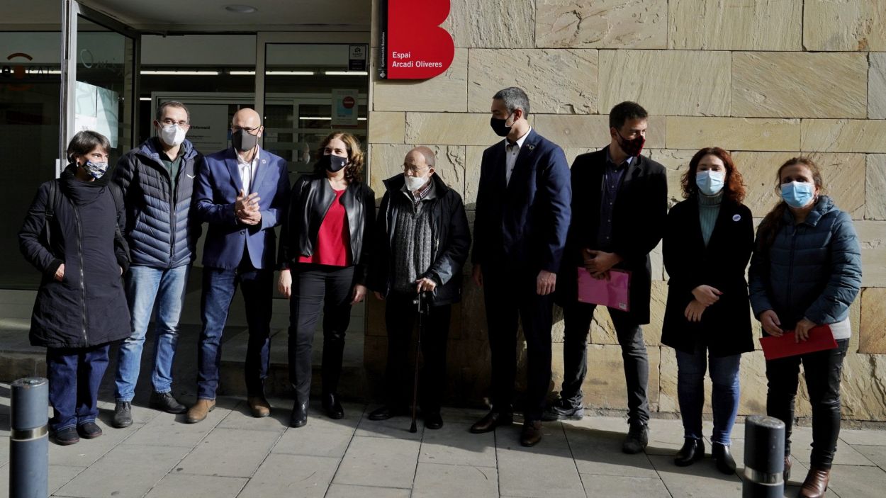 Lafede.cat rebateja la seva seu en homenatge al santcugatenc Arcadi Oliveres