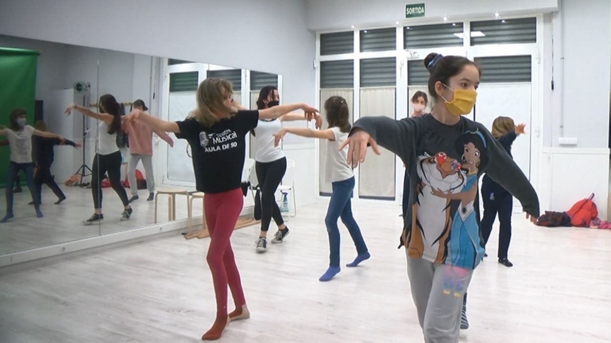 Les escoles de música i de dansa de Sant Cugat intenten sobreviure a les restriccions