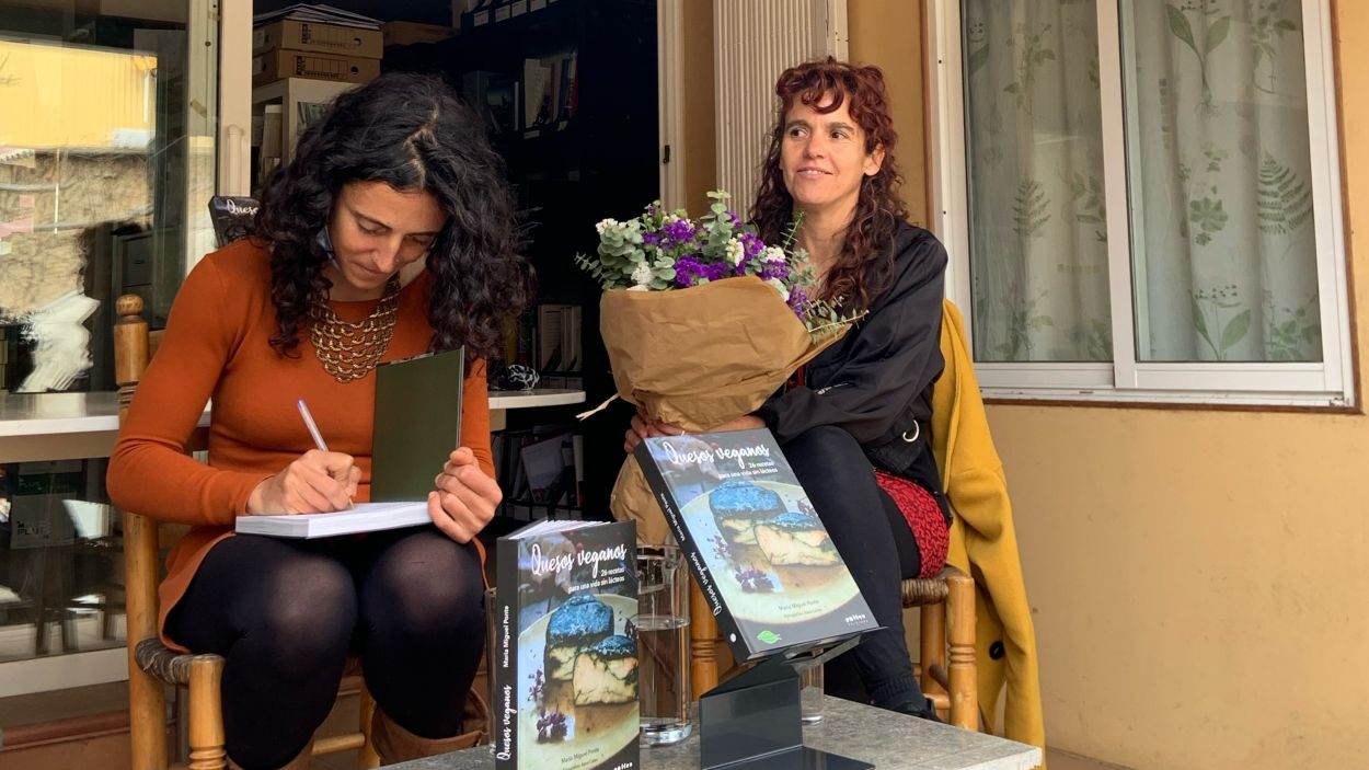 L'escriptora florestana Mi Ponte presenta el llibre 'Quesos Veganos'