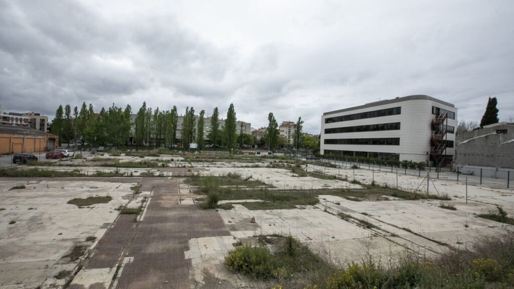 Alt: Ragull Centre: el preludi d'un nou conflicte veïnal a Can Cabassa, Mira-sol