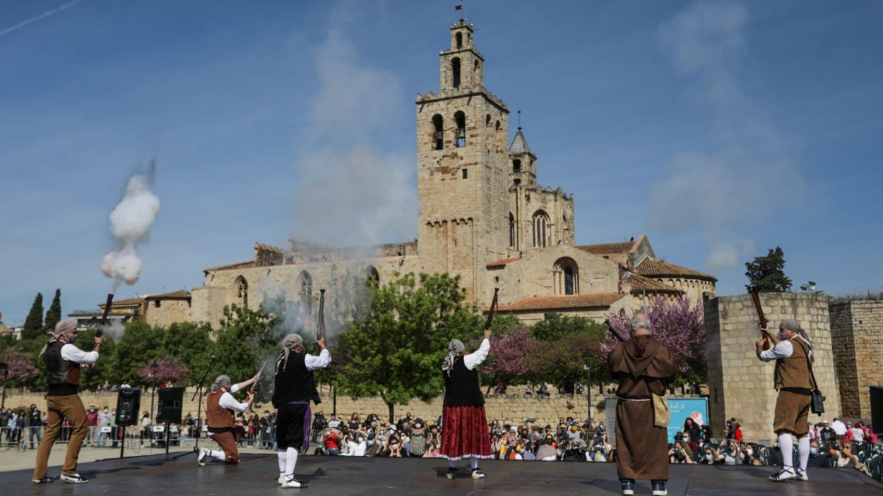 Un retorn esperat: la cultura popular de Sant Cugat torna a trepitjar plaça per Sant Jordi