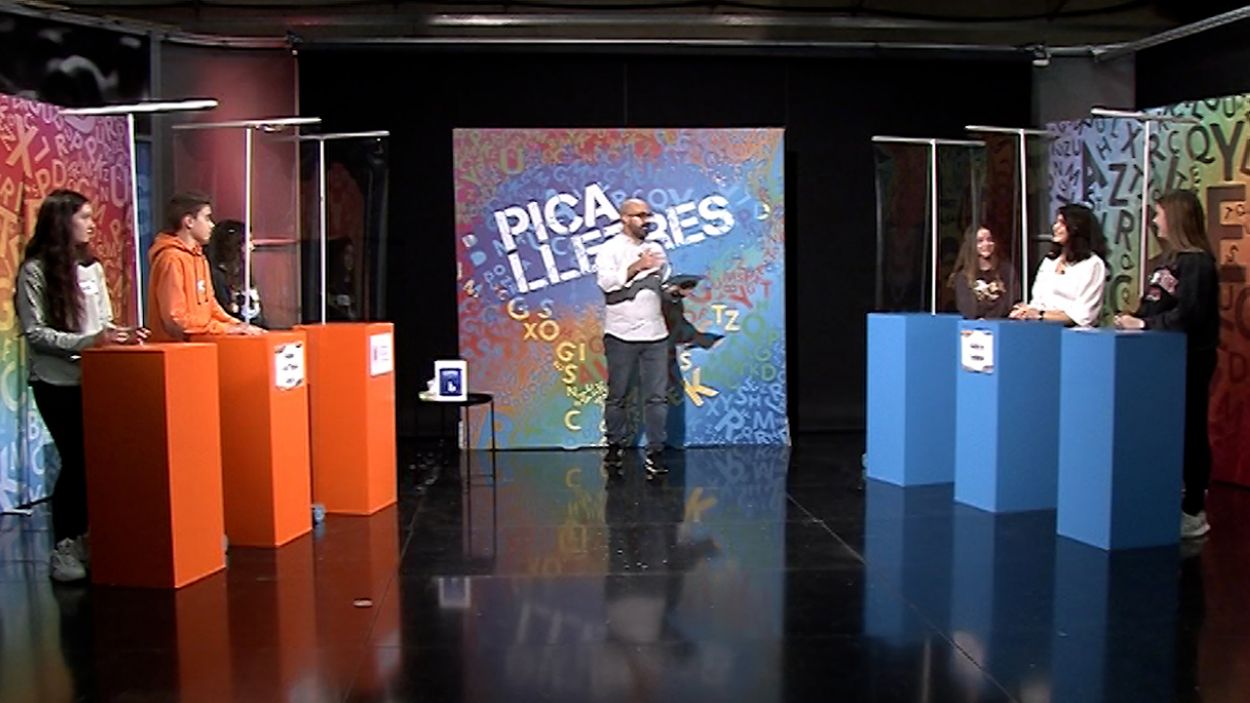 210506-pica-lletres-a-cugat.jpg