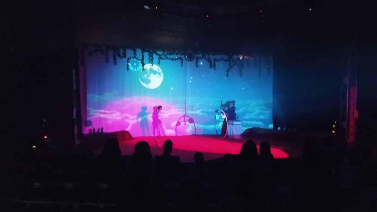 El Circ Universal planta la carpa per primer cop a Sant Cugat