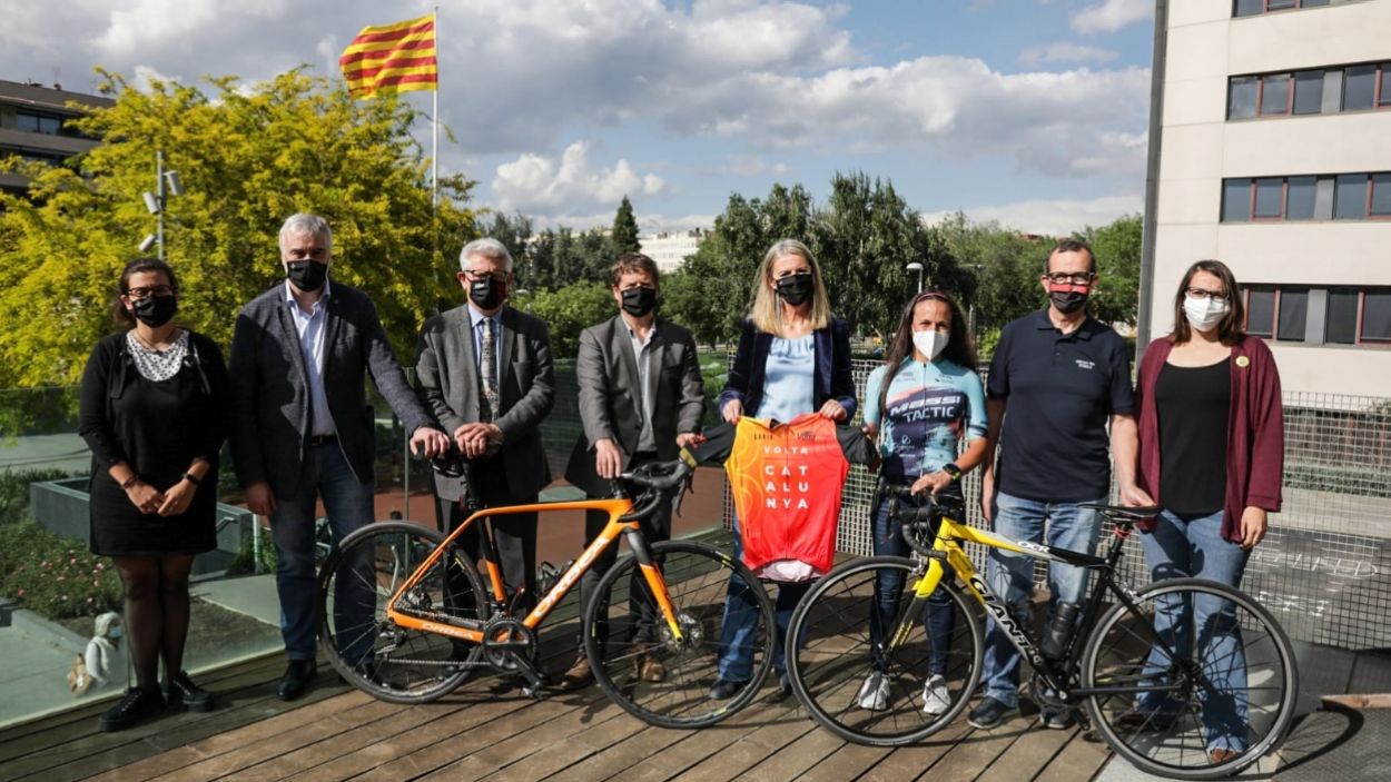 Més de 100 ciclistes participaran a la reVolta, que comença i acaba a Sant Cugat