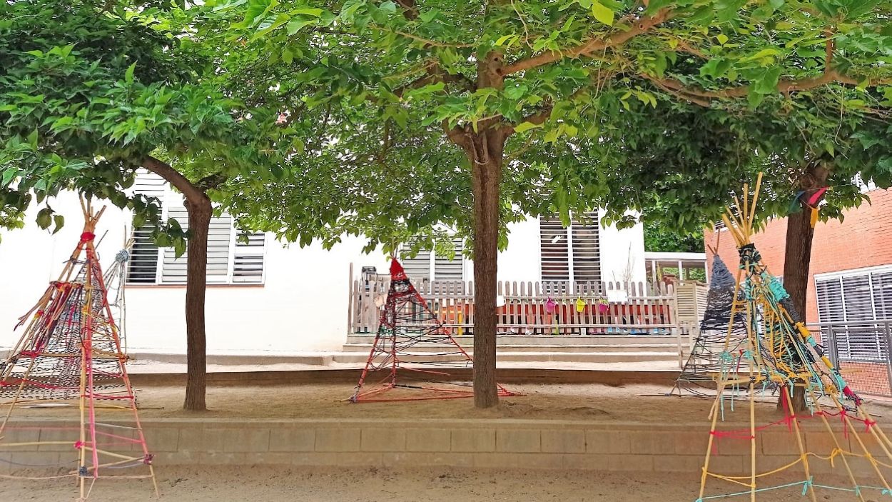 L'escola Joan Maragall celebra la Setmana d'Arquitectura amb un poblat de tipis