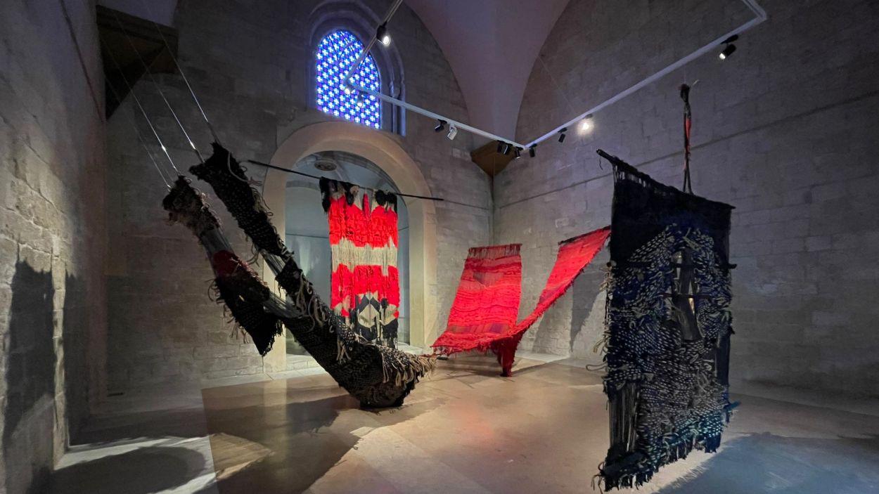 El Monestir de Sant Cugat dona sostre als 'Vermells' de Grau-Garriga