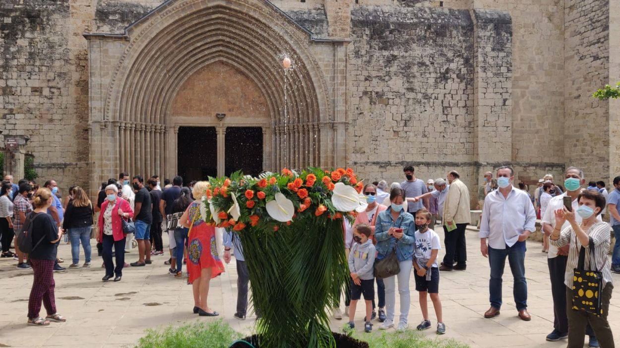 Un Corpus Christi sense processó omple l'església del Monestir