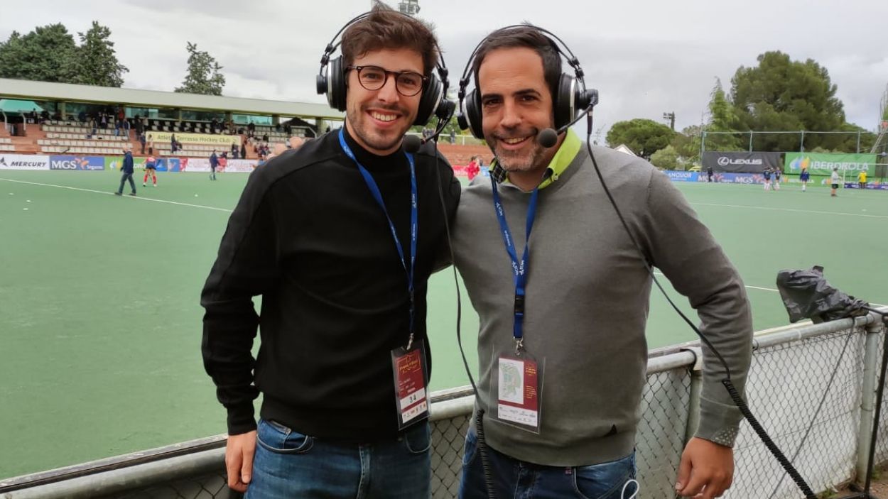 La Federació Catalana d'hoquei herba premia Cugat Mèdia pel seguiment d'aquest esport