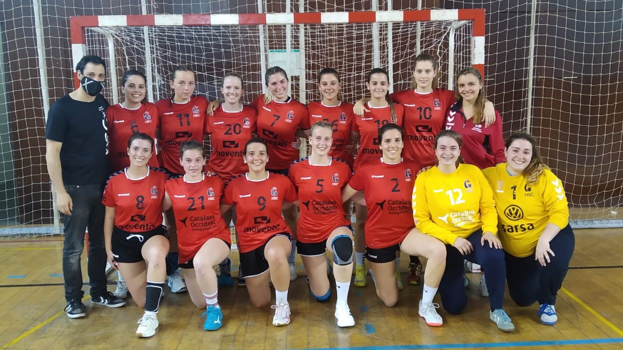 L'Handbol Sant Cugat femení vol aixecar el primer títol de la seva història