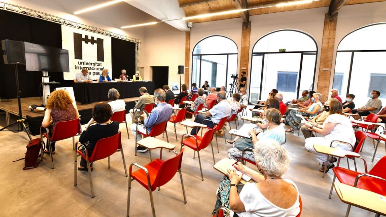 L'absència de l'Arcadi marca l'inici del curs d'estiu de la Unipau