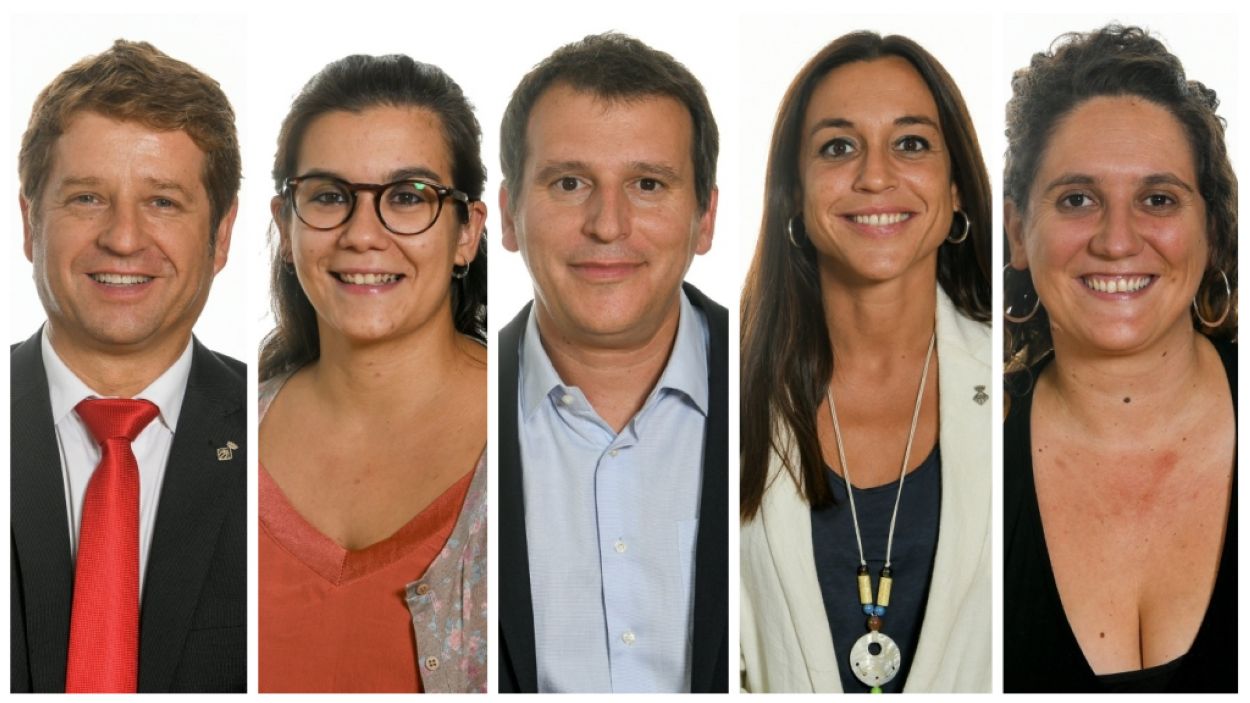 Cinc tinents d'alcadia substitueixen Ingla durant l'agost com a alcaldes accidentals